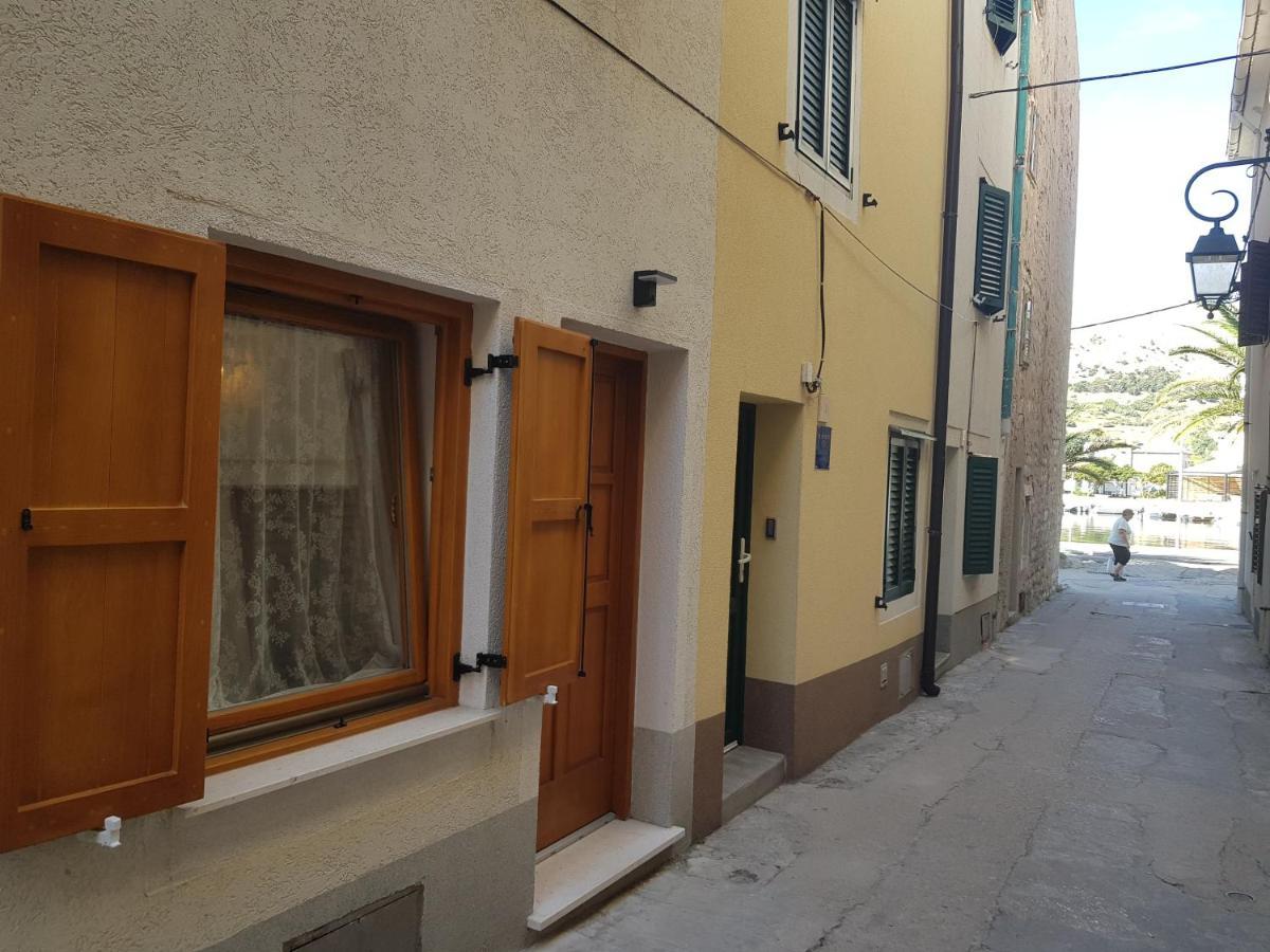 New Villa In Old Center - Pag Pag Town Exterior photo